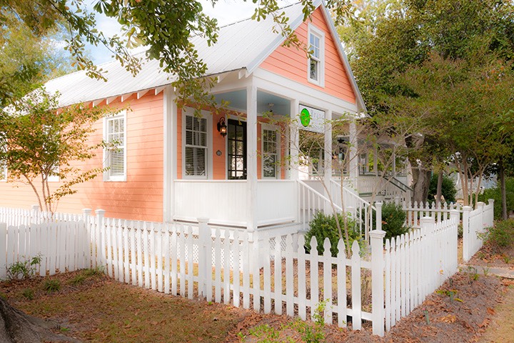 Cottage-Square-11NOV06-6848